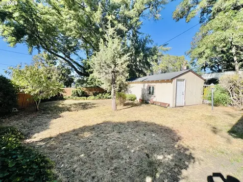 805 E 13th Street The Dalles OR 97058