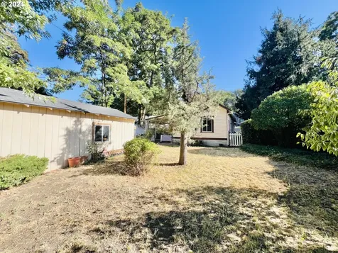 805 E 13th Street The Dalles OR 97058
