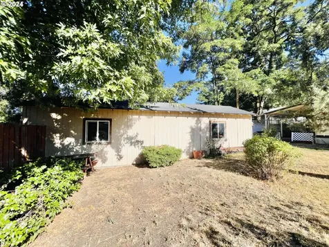 805 E 13th Street The Dalles OR 97058