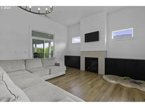 3511 Scenic View Drive Se Salem OR 97302