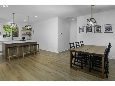 3511 Scenic View Drive Se Salem OR 97302