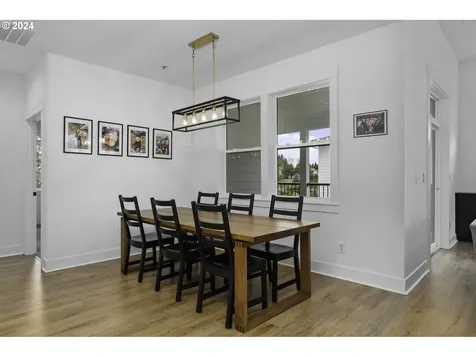 3511 Scenic View Drive Se Salem OR 97302