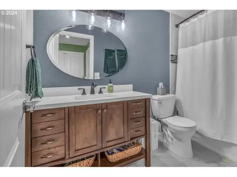 340 Se 17th Street Troutdale OR 97060
