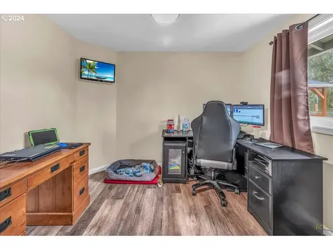 340 Se 17th Street Troutdale OR 97060