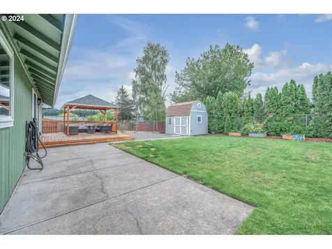 340 Se 17th Street Troutdale OR 97060