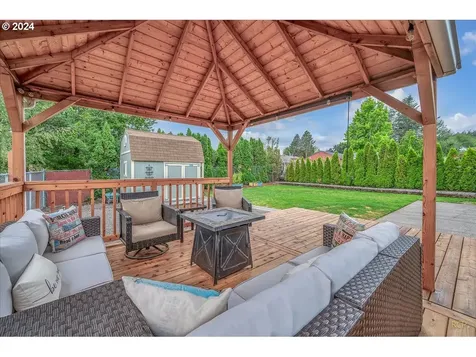 340 Se 17th Street Troutdale OR 97060