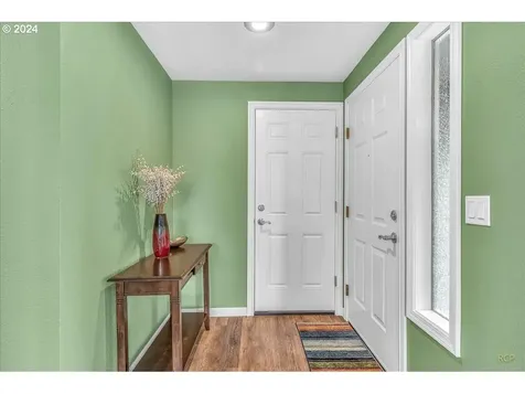 340 Se 17th Street Troutdale OR 97060