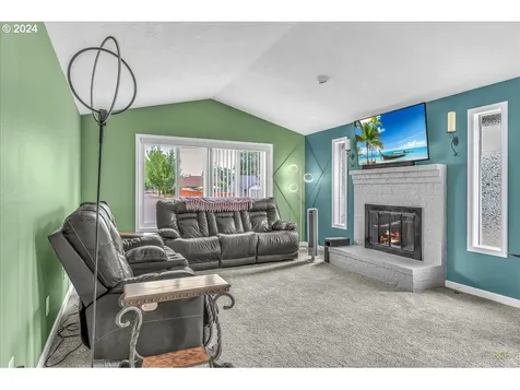 340 Se 17th Street Troutdale OR 97060