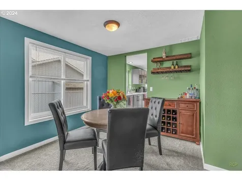 340 Se 17th Street Troutdale OR 97060