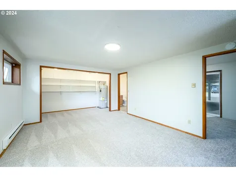 445 NW 18th Place Mcminnville OR 97128