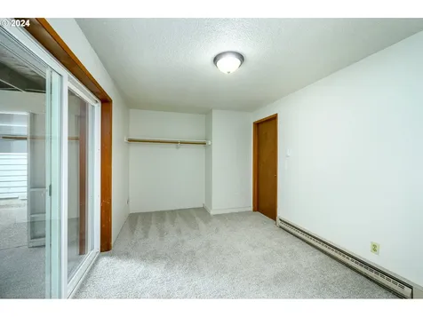 445 NW 18th Place Mcminnville OR 97128