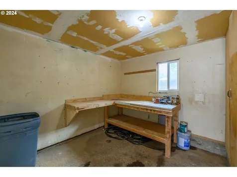 445 NW 18th Place Mcminnville OR 97128