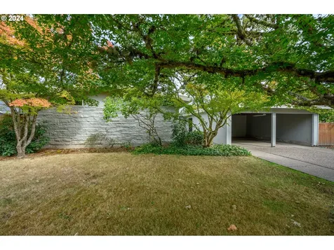 445 NW 18th Place Mcminnville OR 97128