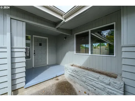 445 NW 18th Place Mcminnville OR 97128