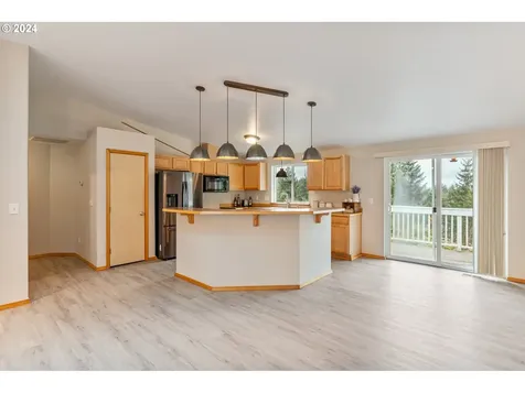 196 Sholes Drive Chehalis WA 98532