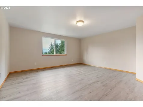 196 Sholes Drive Chehalis WA 98532