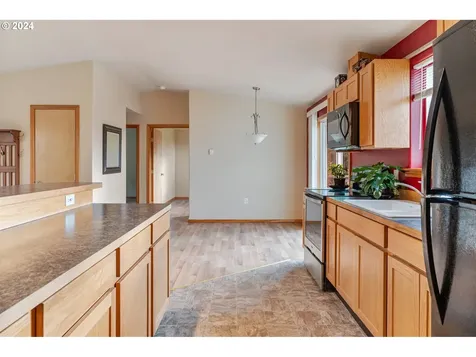196 Sholes Drive Chehalis WA 98532