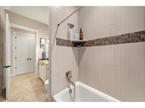 2210 NE 169th Circle Ridgefield WA 98642