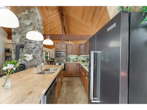 780 Se Summit Drive Roseburg OR 97470