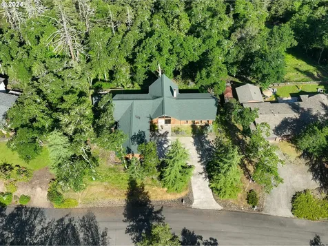 780 Se Summit Drive Roseburg OR 97470