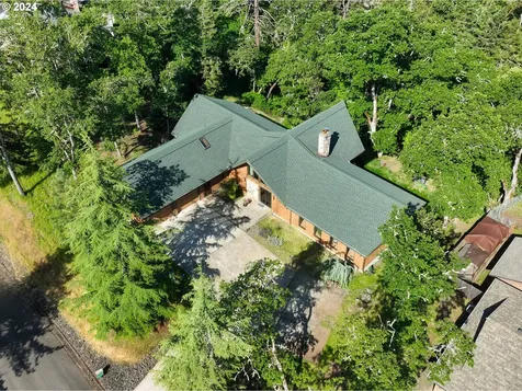 780 Se Summit Drive Roseburg OR 97470