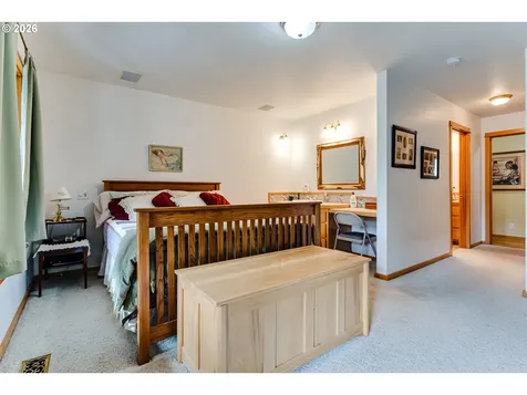 49985 Mckenzie Highway Vida OR 97488