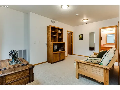 49985 Mckenzie Highway Vida OR 97488