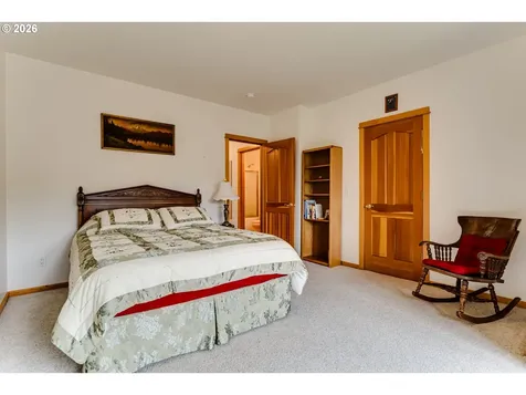 49985 Mckenzie Highway Vida OR 97488