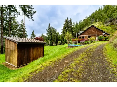 49985 Mckenzie Highway Vida OR 97488