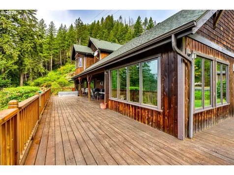 49985 Mckenzie Highway Vida OR 97488