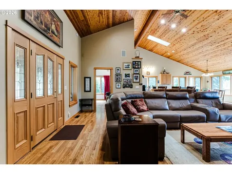 49985 Mckenzie Highway Vida OR 97488