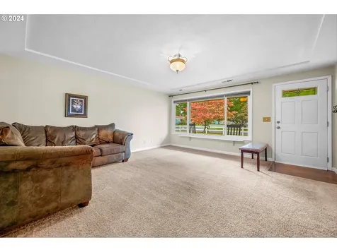 1825 Florence Avenue Longview WA 98632