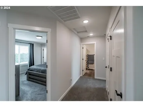 5041 Constellation Avenue Ne Salem OR 97305
