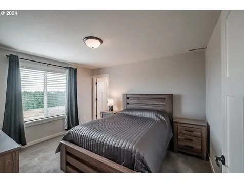 5041 Constellation Avenue Ne Salem OR 97305