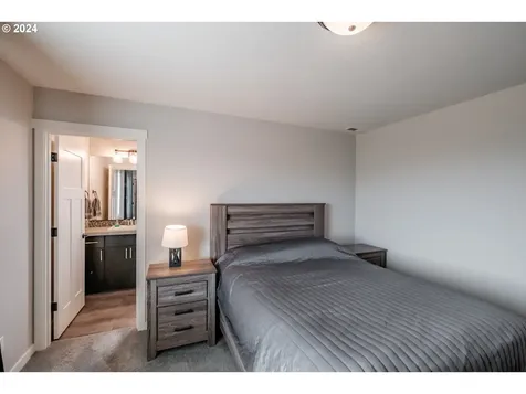 5041 Constellation Avenue Ne Salem OR 97305