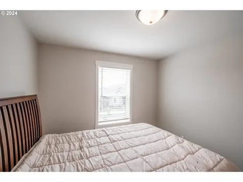 5041 Constellation Avenue Ne Salem OR 97305