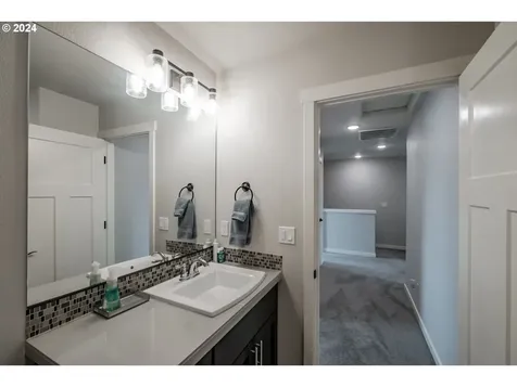 5041 Constellation Avenue Ne Salem OR 97305