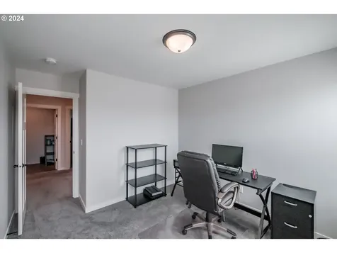 5041 Constellation Avenue Ne Salem OR 97305