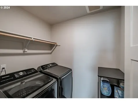 5041 Constellation Avenue Ne Salem OR 97305