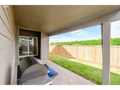 5041 Constellation Avenue Ne Salem OR 97305