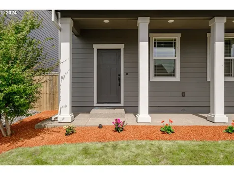 5041 Constellation Avenue Ne Salem OR 97305