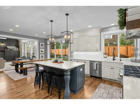 5447 NW 135th Avenue Portland OR 97229