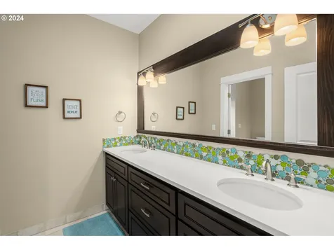 5447 NW 135th Avenue Portland OR 97229