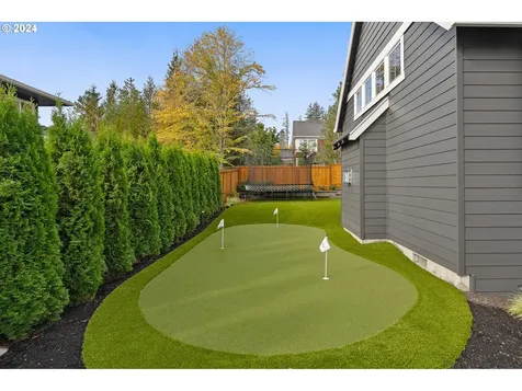 5447 NW 135th Avenue Portland OR 97229