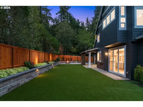 5447 NW 135th Avenue Portland OR 97229