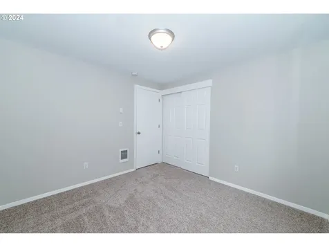 3904 NE 132nd Court Vancouver WA 98682