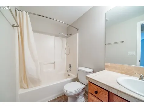 3904 NE 132nd Court Vancouver WA 98682