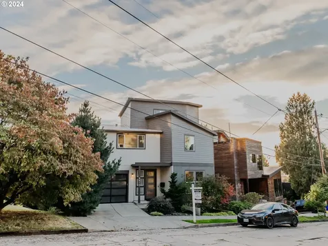 6212 Se Yamhill Street Portland OR 97215