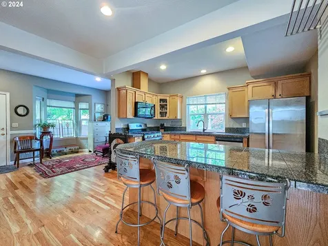 104 Ne San Rafael Street Portland OR 97212