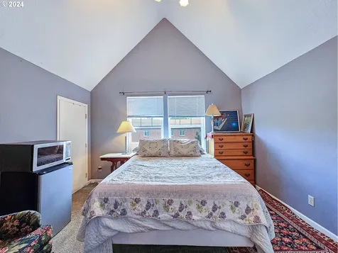 104 Ne San Rafael Street Portland OR 97212